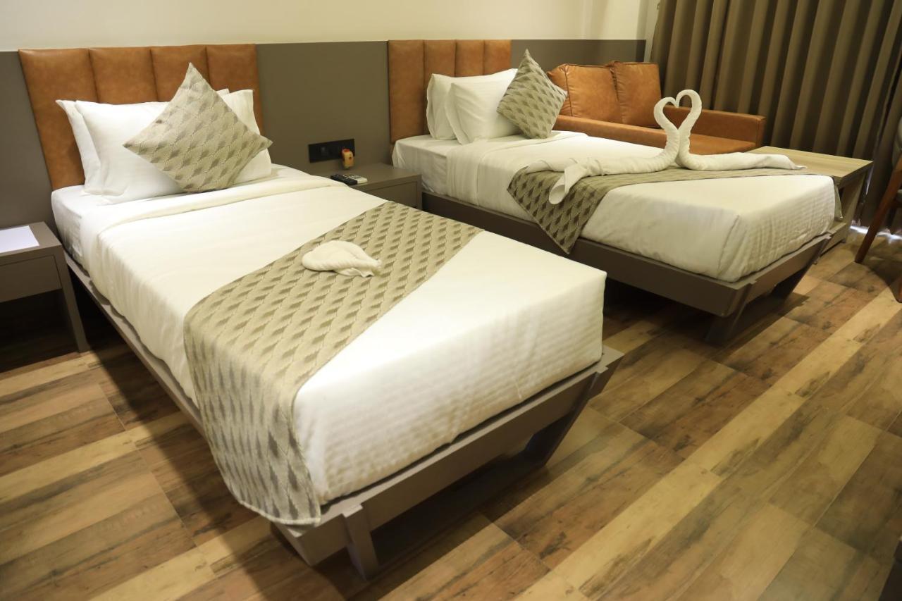 Krown Palace Resort 锡尔瓦萨 外观 照片